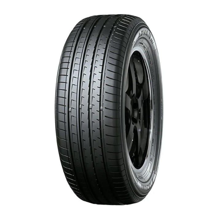 Lốp Yokohama 225/55R19 Advan V61