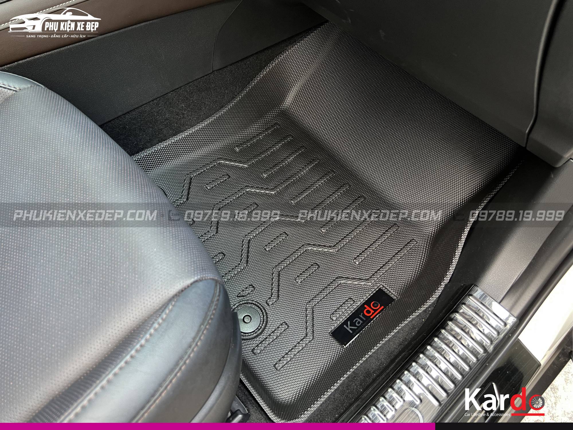 Thảm Lót Sàn Ô Tô Kardo Mazda CX30 - Đồ chơi xe hơi, phụ kiện ô tô, trang trí xe hơi - góc nhìn 3